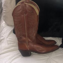 Cowboots