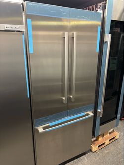 New Bosch Benchmark 36 Inch Panel Ready Built In French Door Fridge