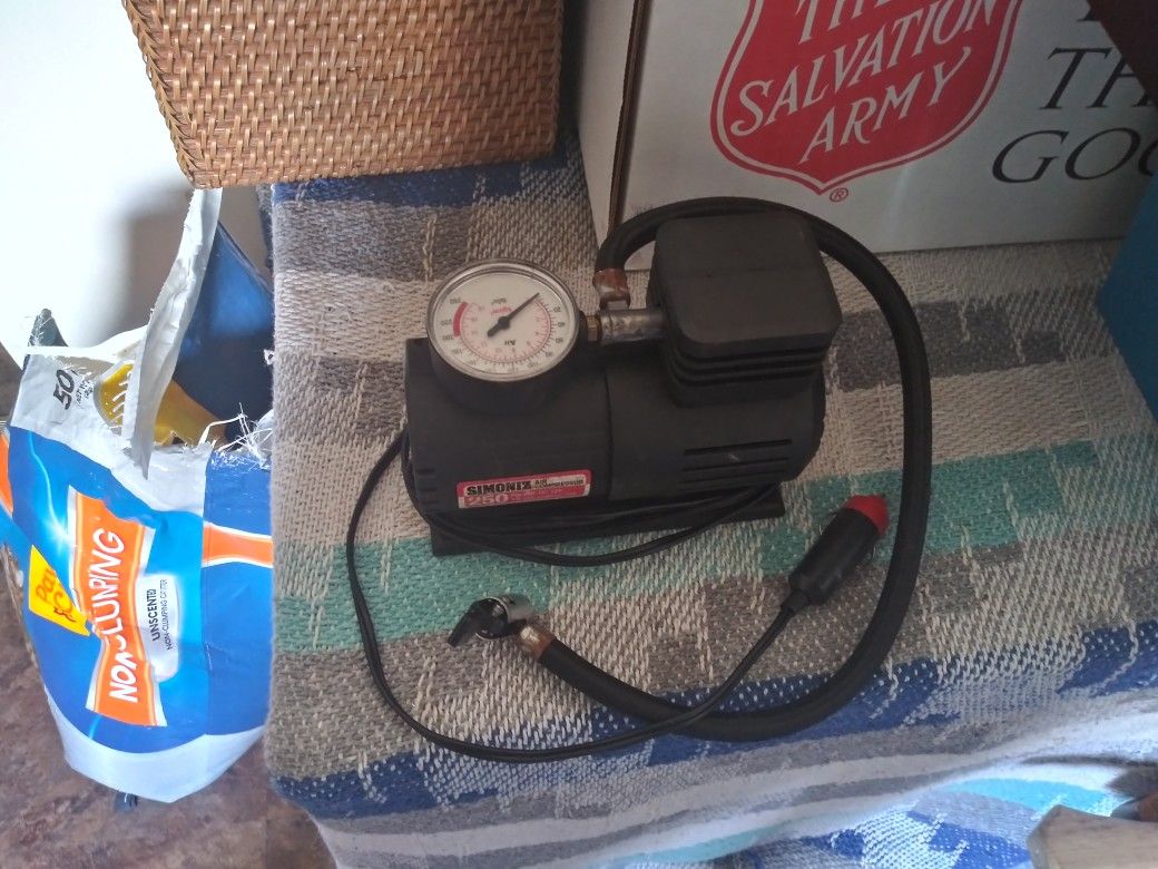 Car air compressor