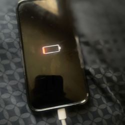 Iphone 13 Pro (icloud locked)