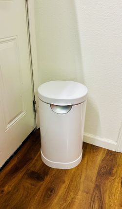 Munchkin Baby Diaper Pail Odor Control