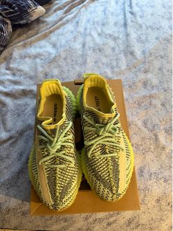 Yeezy 350 size 7