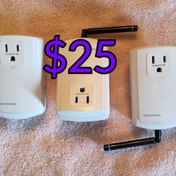 3 SmartHome Devices  1 LampLinc #2456D3 and 2- SingnaLink #2442. $25