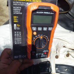 Klein Tools Auto-Ranging Digital Multimeter MM400