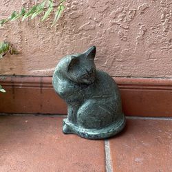 Cat Statue Small $20 