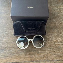 Tom Ford Carrie Sunglasses, Box And Case White Horn 