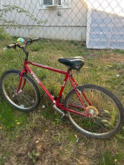 Moutain trek 830 bike