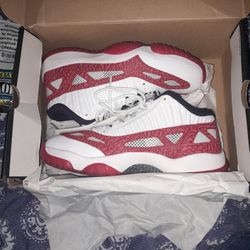 Brand New Air Jordan 11 Retro Low IE