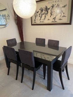 Contemporary And Gorgeous Ligne Roset Table And Chairs (6)