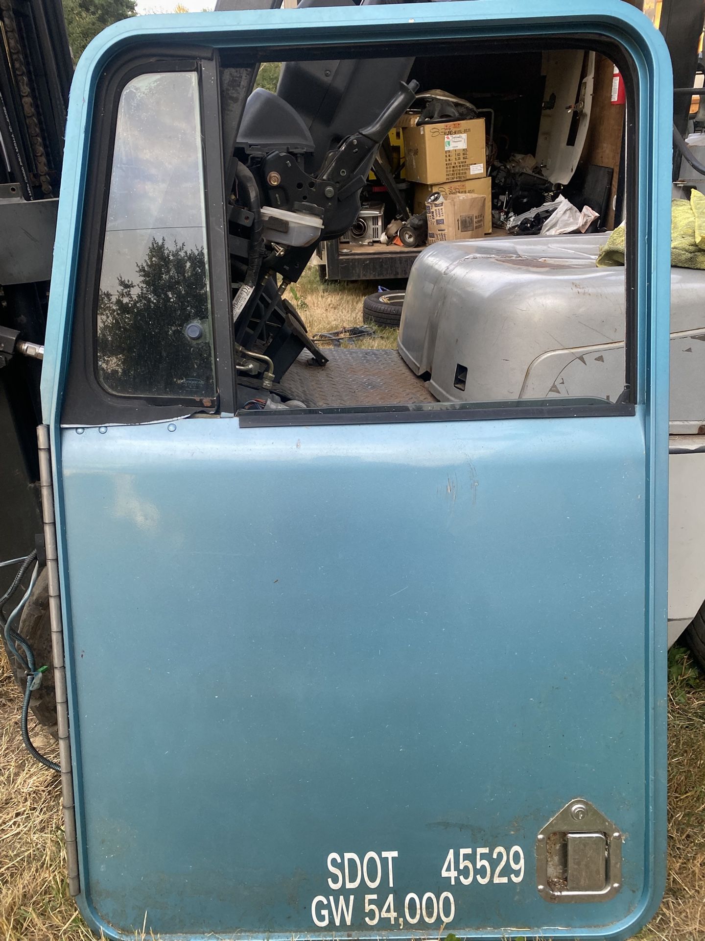 2005 Kenworth Driver Side Door 