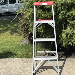 4’ Ladder 