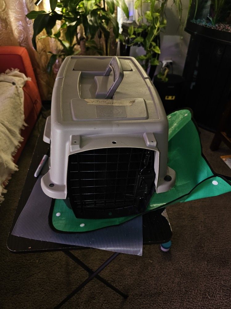 Small Pet Crate 