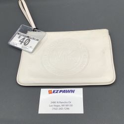Michael Kors Clutch 