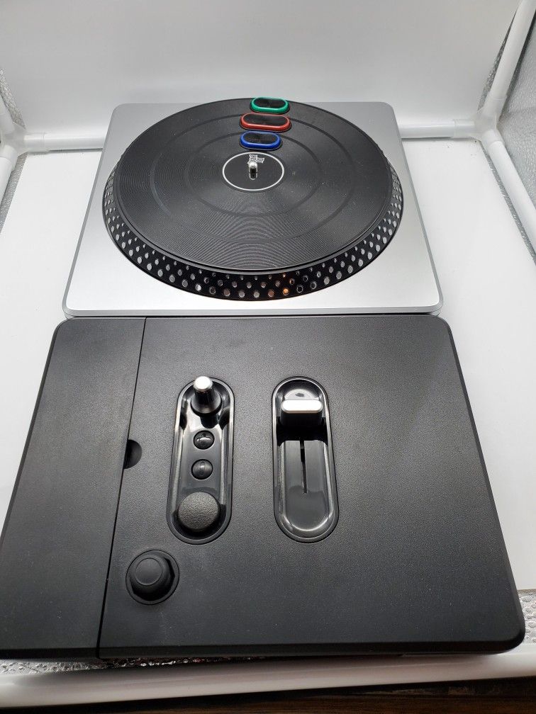 Wii DJ HERO TURNTABLE