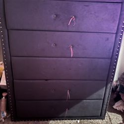Dark Grey Dresser And Nightstand Still Like New , Knobs To Drawers In The Drawer , Never Put Them On The Dresser 