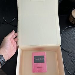 Valentino Donna Born In Roma