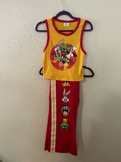 Vintage  Looney Tunes Tank Top with sweatpants