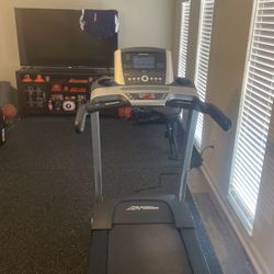 Life fitness f3 treadmill new arrivals
