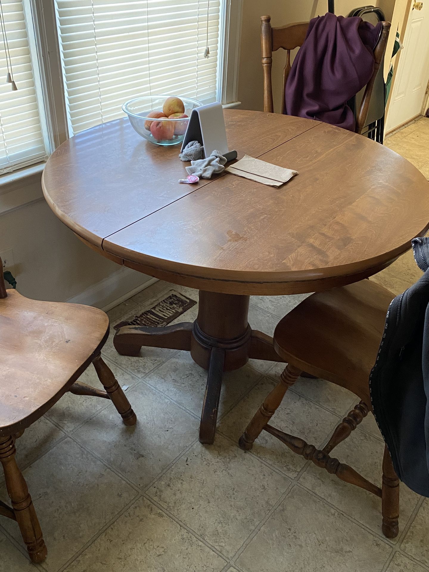 Round Dining Table
