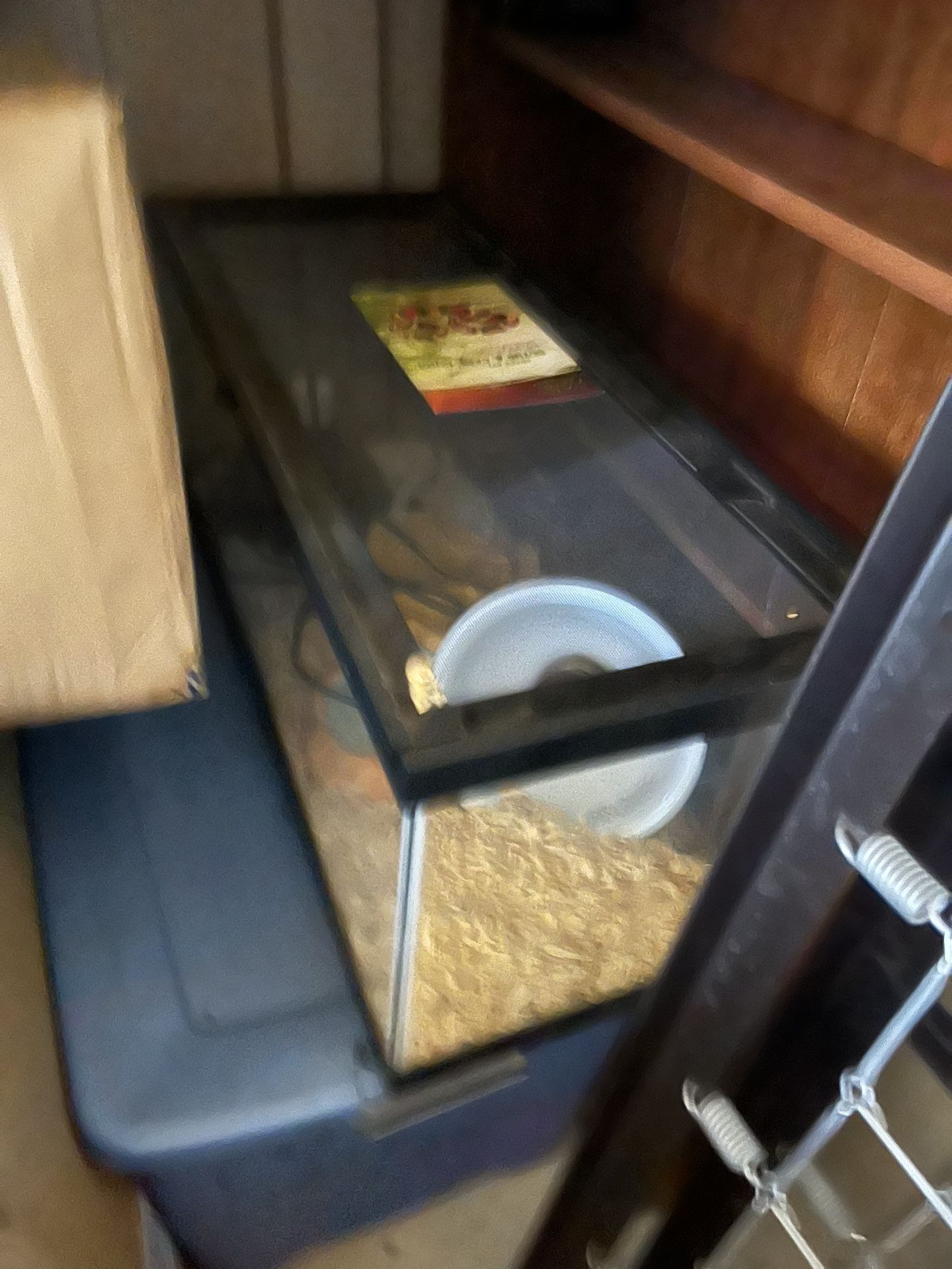 30 Gal Snake Terrarium 