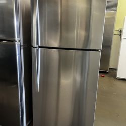 Whirlpool Apartment Size Top Freezer Refrigerator Stainless Steel 