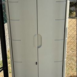 Rubbermaid 079 Outdoor Shed