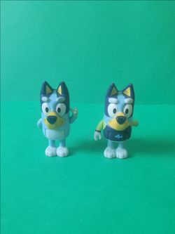 Bluey Bandit Dad Heeler 2.5" Poseable Action Figure Set of 2.
