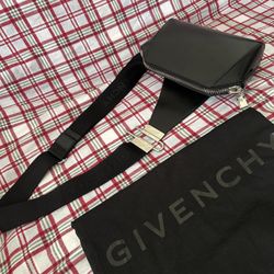Givenchy Antigona Crossbody Bag