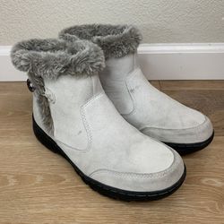 Khombu Iris Plush Faux Fur Gray Suede Winter Ankle Boots