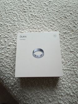 Oura Ring 4, size 10, silver, brand new