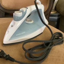Black & Decker Steam Iron F210, Blue 