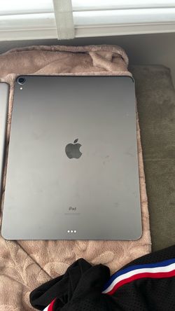 IPADS OLD AND NEW