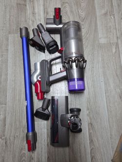 Dyson vaccum cleaner