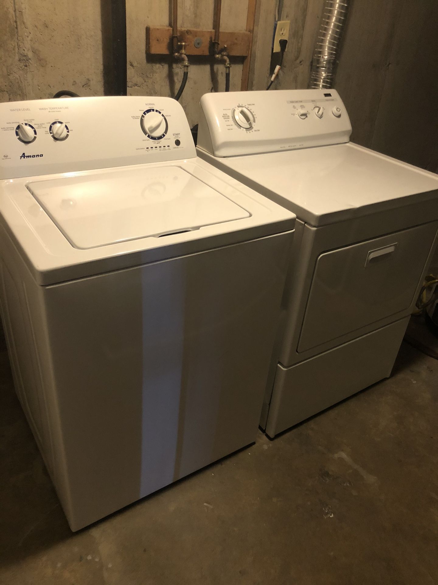 Amana washer/dryer set