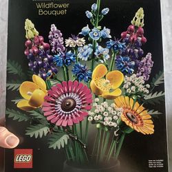 Lego Wildflower Bouquet *Unopened*