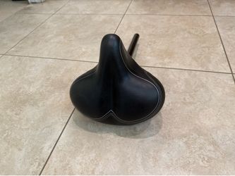 Comfort bike saddle / seat