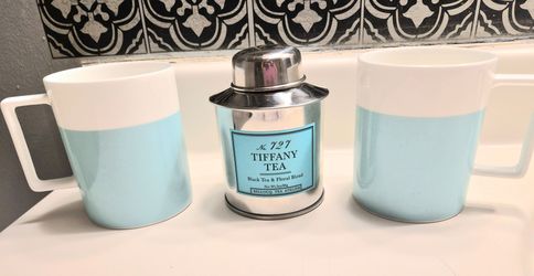 Bellocq Tea Atelier No. 727 Tiffany Tea Tin with Two Mugs