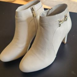 ( Bandolino) Lappo Ankle Boots