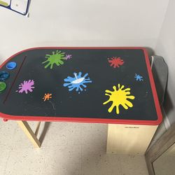 Leaps and Bounds Kids Craft Table