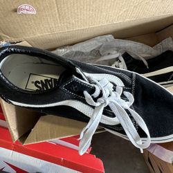 Vans Sneakers