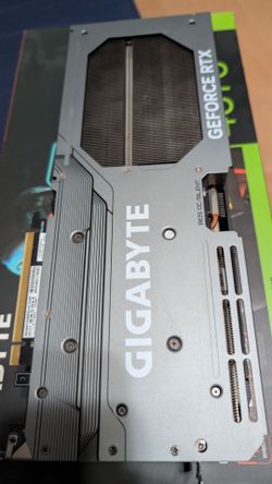 Gigabyte NVIDIA GeForce RTX 4070 Ti GAMING OC V2 Graphics Card 12GB GDDR6X