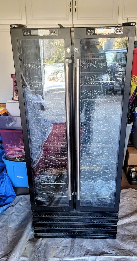 Dual-zone, Free-standing, 100-bottle Wine Cellar