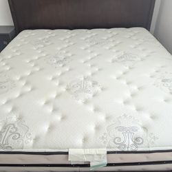 King size Solid Wood Bed Frame+Boxing+Beauty Black Extra Firm Mattress 