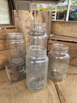 Everyone Loves Ball Jars… But Here’s 4 Unique Atlas Mason Jars 🏡✨