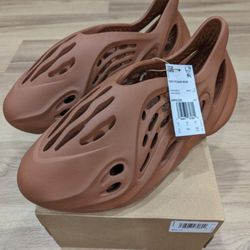 Adidas Yeezy Foam Runner Clay Red Size 12