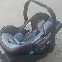 Nice Infant Carseat 