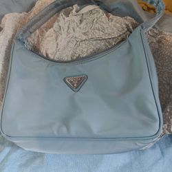 Prada Re Edition 2005