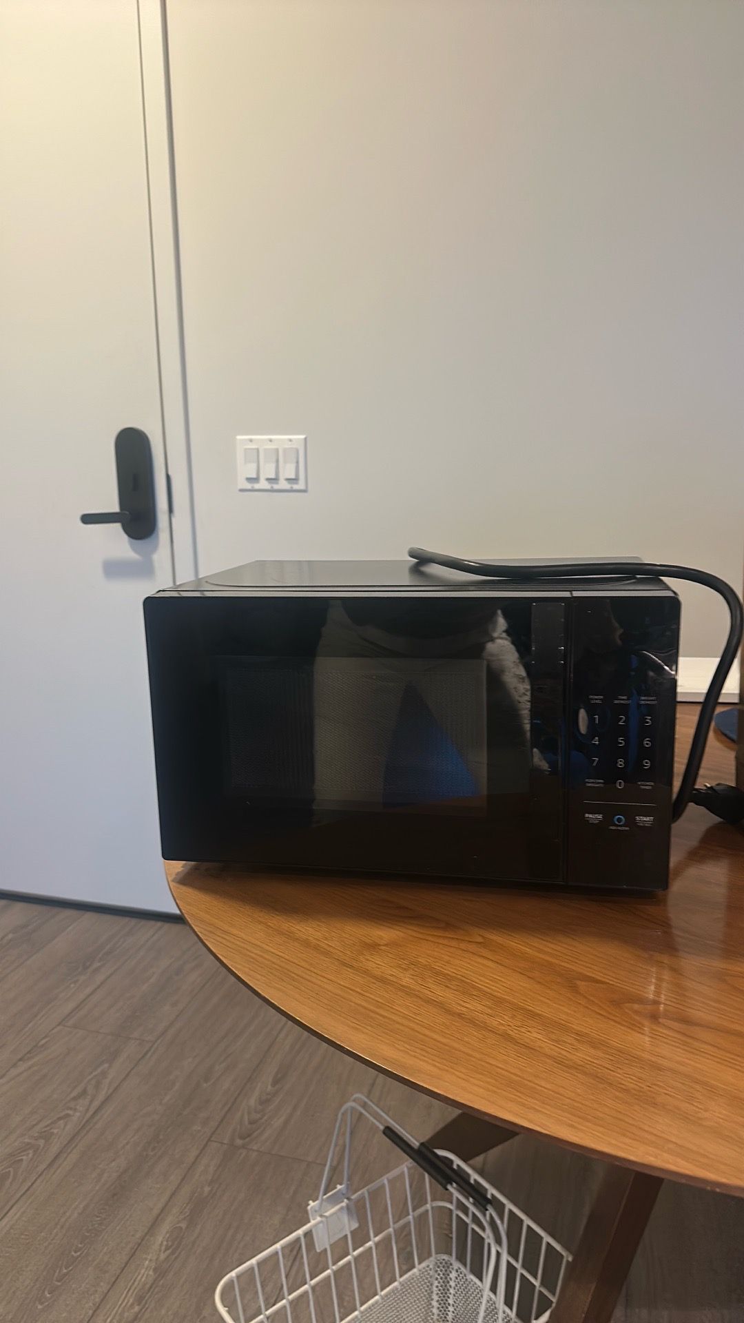 Amazon Basic microwave with Alexa