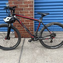 Specialized HardRock 29 mountain bike 