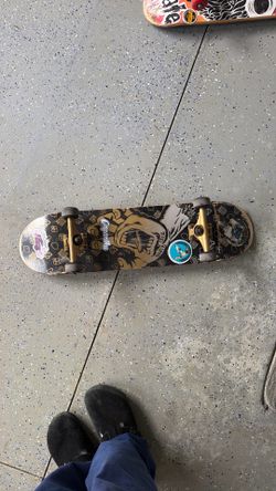 skateboard